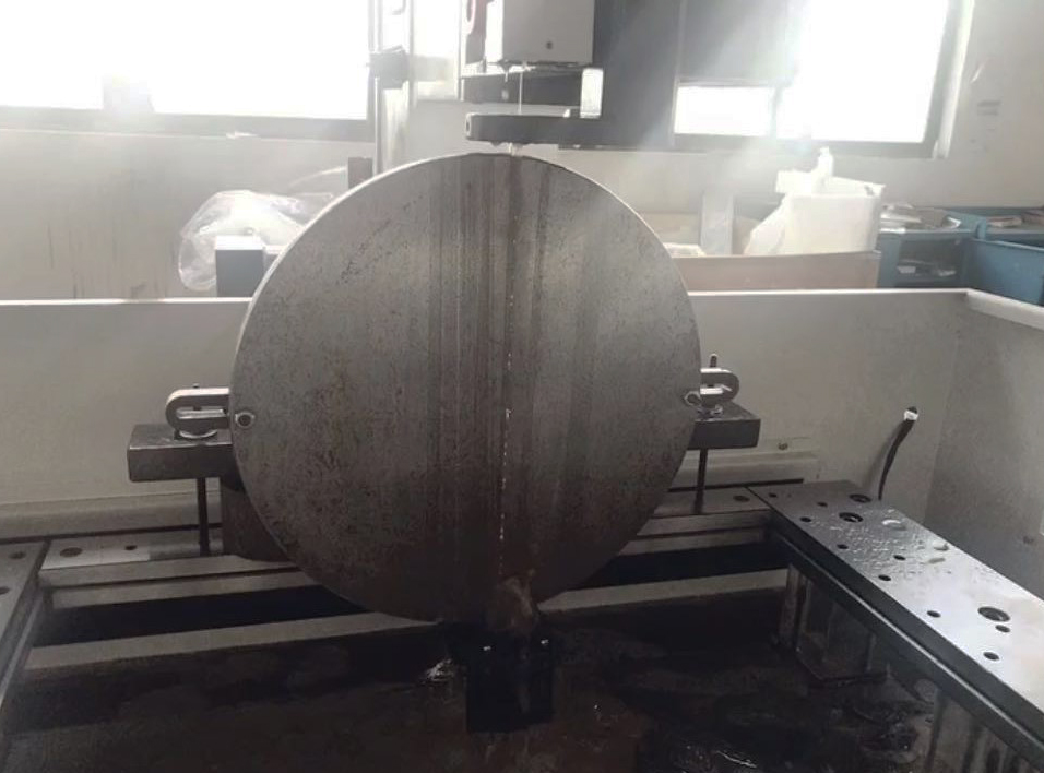 中走絲線切割加工陶瓷材料的方法